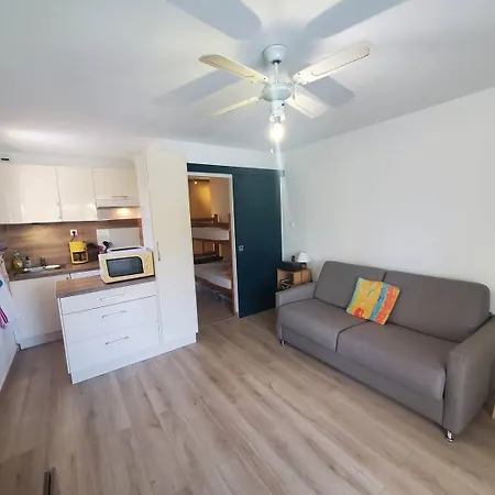 Apartament Renove A Deux Pas De La De Sainte Asile A Pin Rolland *