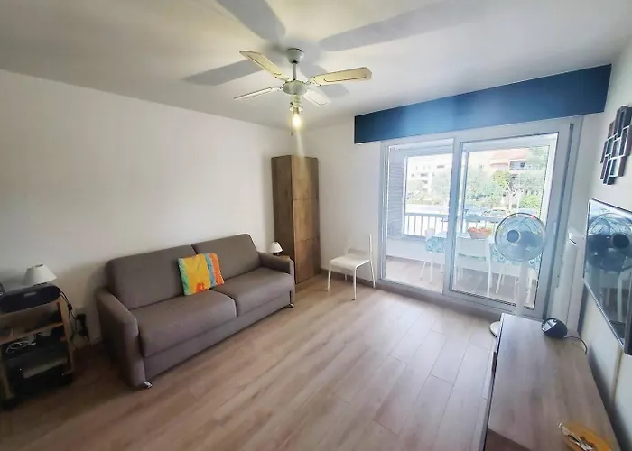 شقة Renove A Deux Pas De La De Sainte Asile A Pin Rolland *